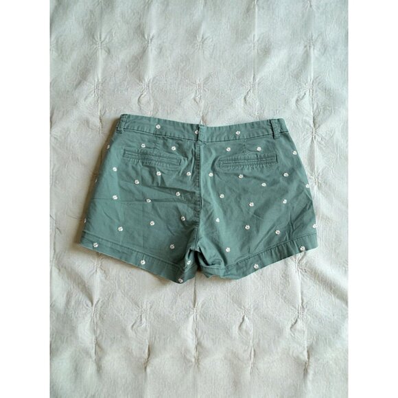 OLD NAVY Green Daisy Print Everyday Shorts Size 10 - Picture 3 of 11